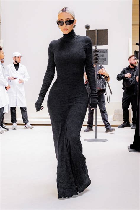 Kim Kardashian – Arrives at the Balenciaga F-W 2022-2023 Haute-Couture ...