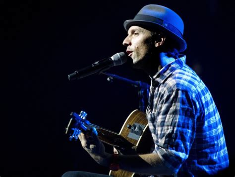 Jason Mraz Picture 102 - Jason Mraz Performs An Acoustic Concert