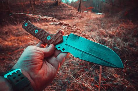 What is the Best Survival Knife in 2023?