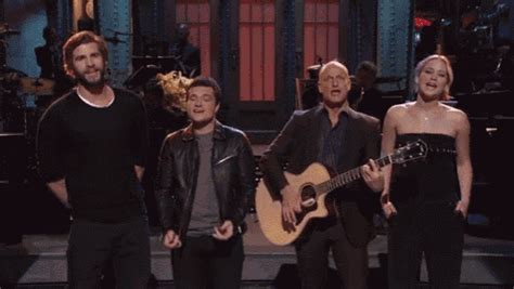 Woody Harrelson SNL 1989 GIF - Jlaw Jenniferlawrence Woodyharrelson - Discover & Share GIFs