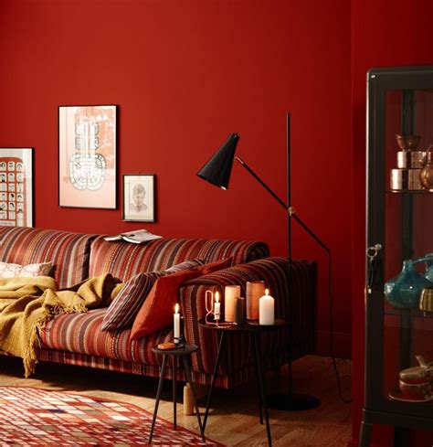 Wandfarbe - Wohnideen mit eine Wand in Rot | LIVING AT HOME ...