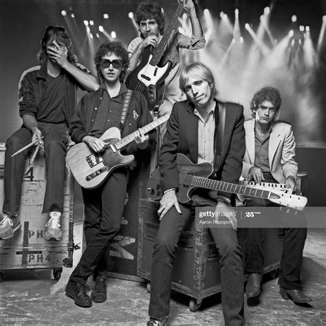 Tom petty and the heartbreakers – Artofit