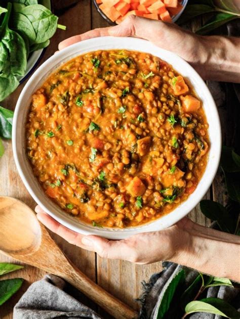 Moroccan Lentil Stew Recipe - Savor the Flavour