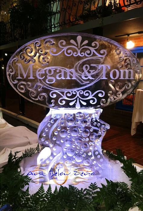 Wedding Ice Sculptures: By Art Below Zero