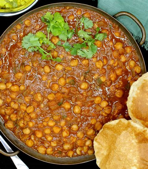 The Best Chana Masala (Chole Recipe) - Holy Cow Vegan