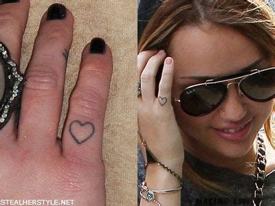 Miley Cyrus heart finger tattoo, every girl in her family has this tattoo besides her little ...