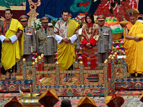 Royal wedding in Bhutan - CBS News