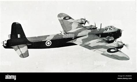 Short stirling bomber hi-res stock photography and images - Alamy