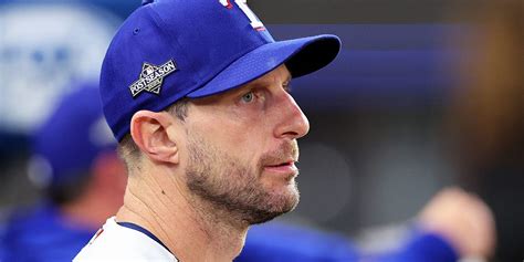 Rangers' Max Scherzer prepares to start Game 7