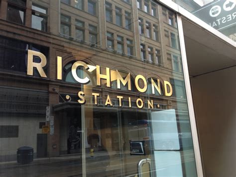 food in the 416: Richmond Station