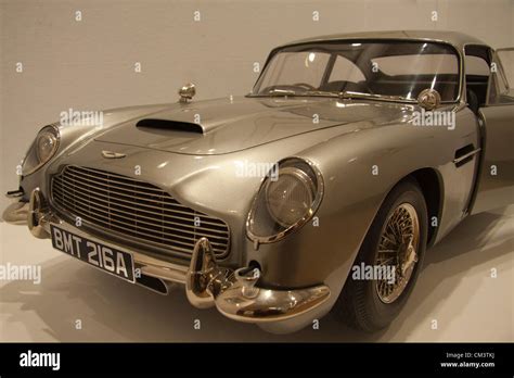 Replica aston martin db5 hi-res stock photography and images - Alamy