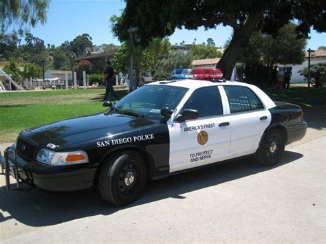 San Diego (CA) Police # 6736 Ford CVPI | Police cars, San diego police, Police