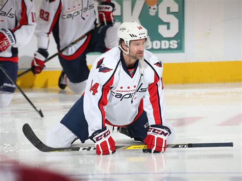 Justin Williams dances onto Twitter after Capitals win | theScore.com