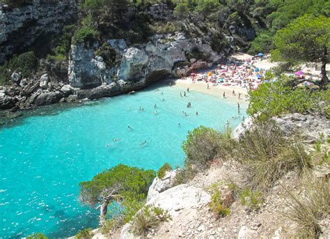 Beaches of Menorca. Guide, info, how to reach the most beautiful coves