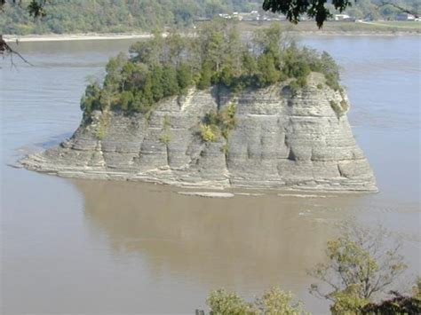 Photos show what Tower Rock, a limestone formation in the middle of the ...