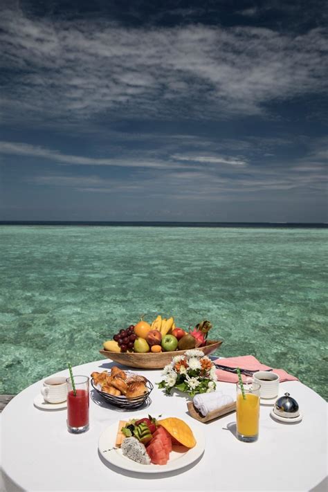 My Maldives Honeymoon Blog | Anantara Kihavah - Traveltomtom.net