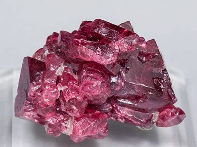 Spinel - Mineral specimens search results - Fabre Minerals