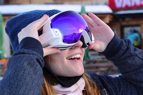 RideOn Augmented Reality Goggles for Snow Sports | Bonjourlife