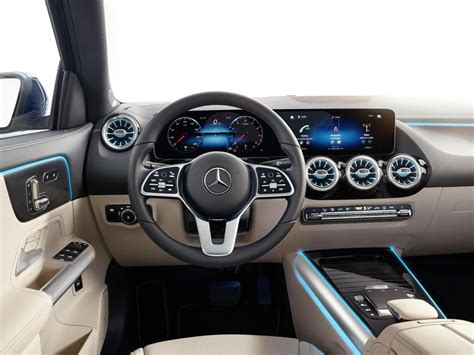 Mercedes GLA, la nuova generazione del suv compatto - Foto - Ansa.it