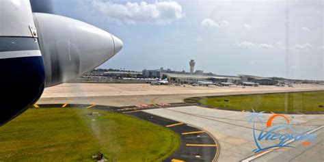 Flight to Vieques Island from San Juan International Airport - Puerto ...