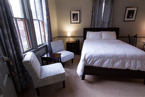 Captain Wohlt Inn Rooms: Pictures & Reviews - Tripadvisor