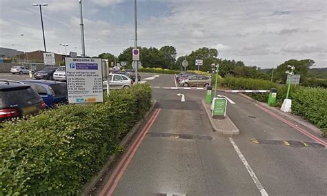 Driver is charged £490 for three minutes parking at Bristol Airport