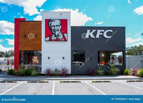 Exterior of KFC Fast Food Restaurant Building and Parking Editorial ...