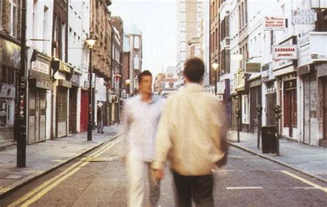 (What's The Story) Morning Glory? Behind the meanings of Oasis' album - Auralcrave