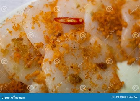 Banh Beo with Dipping Sauce Stock Photo - Image of shrimps, tray: 291027822