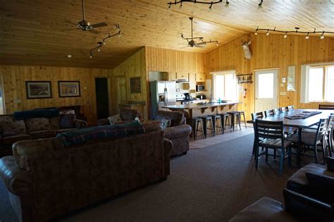 Discover the Perfect Lakefront Cabin Rentals at Lake of the Woods