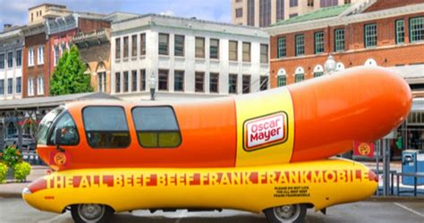 Oscar Mayer renames its Wienermobile | Food Truck Operator