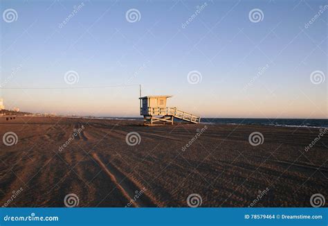 Lifeguard Tower at Will Rogers Beach. Stock Photo - Image of tower ...