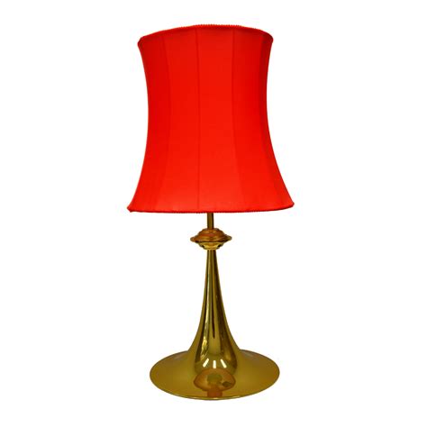 Suki Red Table Lamp – Vogue Lighting