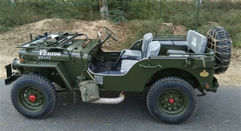 Mahindra Green Willy Modified Open Jeeps, Model: 2000, | ID: 19667555673