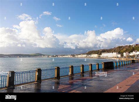 Promenade and Bay Douglas isle of Man Stock Photo - Alamy