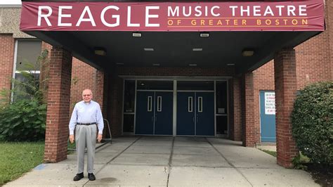 Waltham's Reagle Music Theatre founder Robert Eagle to retire