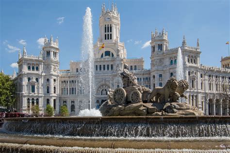 Plaza de Cibeles - City of Madrid Film Office