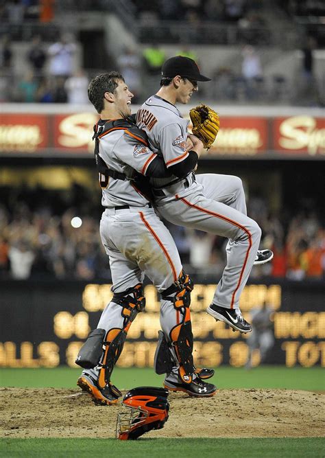 Video: Tim Lincecum pitches MLB showcase