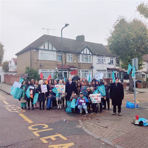 WEMBLEY MATTERS: Barry Gardiner joins picket line as Lyon Park Primary School closed by strike ...