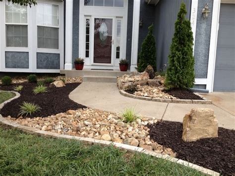 Using Mulch Landscaping Ideas