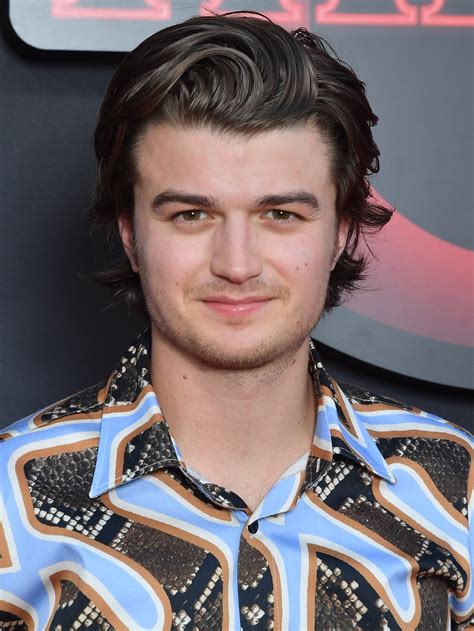 Joe Keery - AdoroCinema