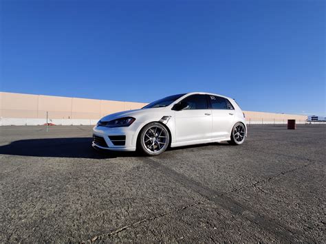 2016 Volkswagen Golf R Timeslip Scan - DragTimes.com