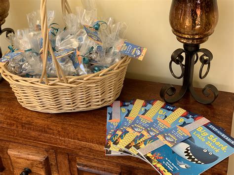 Baby Shark Party Favors | Shark party favors, Shark party, Diy crafts