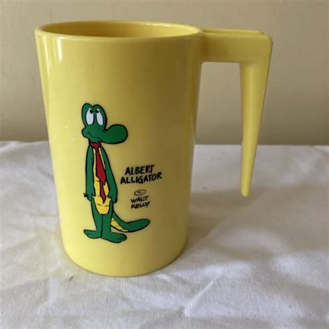 VINTAGE WALT KELLY Albert Alligator Yellow Plastic Mug Cup Pogo Comic Strip $7.99 - PicClick