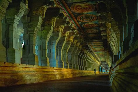 Corridors And Sculptured Pillars Of Rameshwaram Temple Stock Photo ...