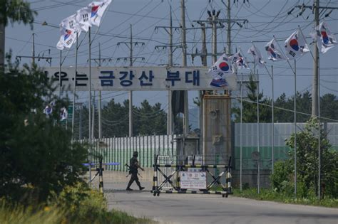 South Korea Raises Invasion Alert After Border Activity Spotted with World's Eyes on U.S ...