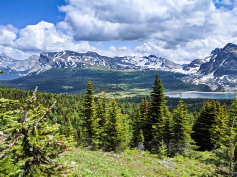 Mount Assiniboine Provincial Park: 2022 Hiking Guide