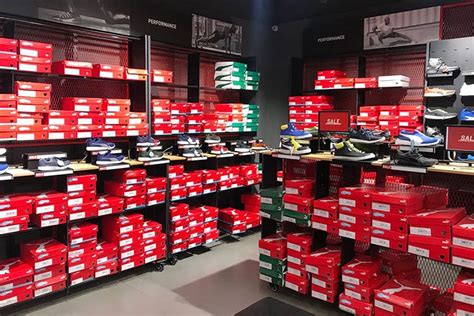 Puma Factory Outlet | LBB