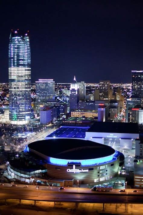 Erreur 404 "Page n'existe pas" | City skyline night, Downtown okc, City ...