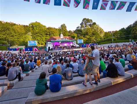 Kelvingrove Bandstand - Page Park